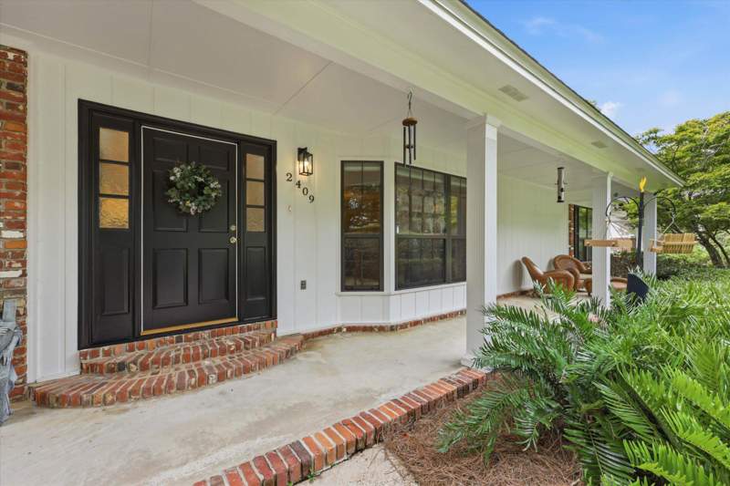 5 bedroom Detached at 2409 Oakdale Street, Betton Hill, Tallahassee — photo 3