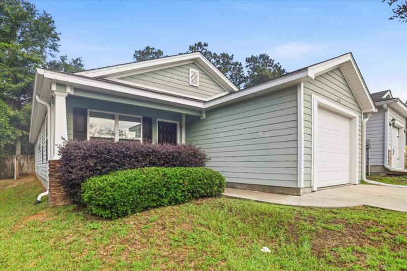 3 bedroom Detached at 3724 Deshazier Lane, Rocky Hill, Tallahassee — photo 4