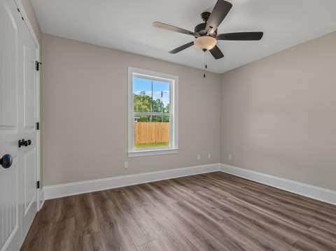8 Crestwood Drive, Crawfordville FL - photo 17 of 39