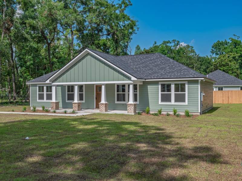 4 bedroom Detached at 8 Crestwood Drive, Crestwood, Crawfordville — photo 3