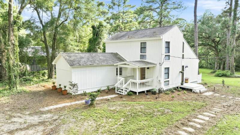 4 bedroom Detached at 4352 Charles Samuel Drive, Tallahassee, Tallahassee — photo 4