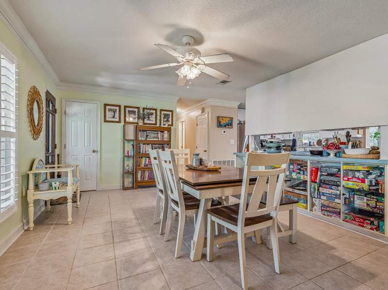 3 bedroom Detached at 2239 Surf Road, Bayshore-Mcmillian, Panacea — photo 3