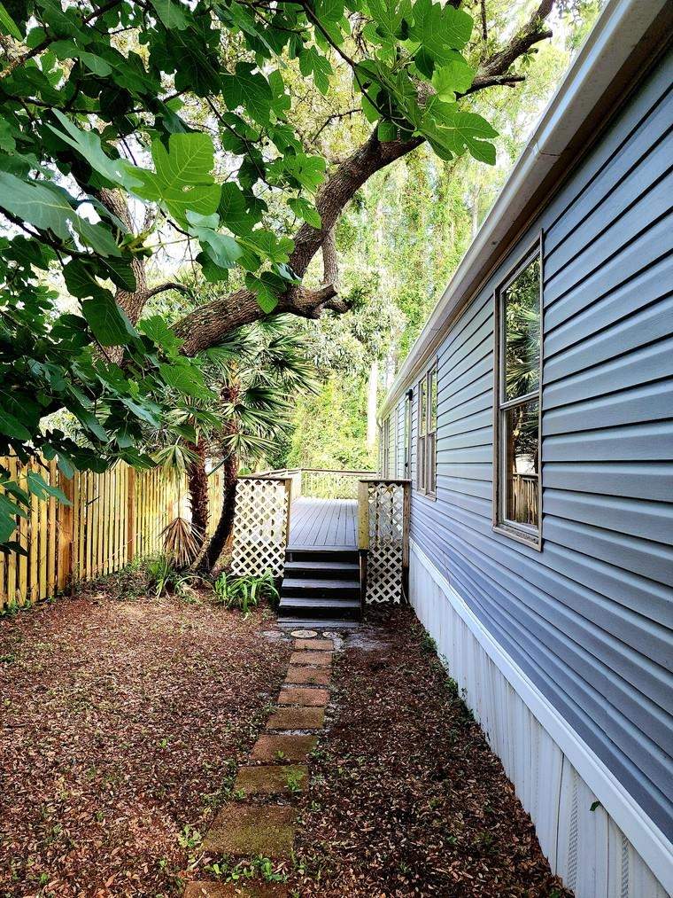 3 bedroom ManufacturedHome at 2168 Massachusetts Avenue, Lanark Beach, Carrabelle — photo 2