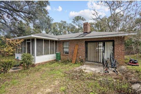 213 SW Valentine Avenue, Madison FL - photo 10 of 50