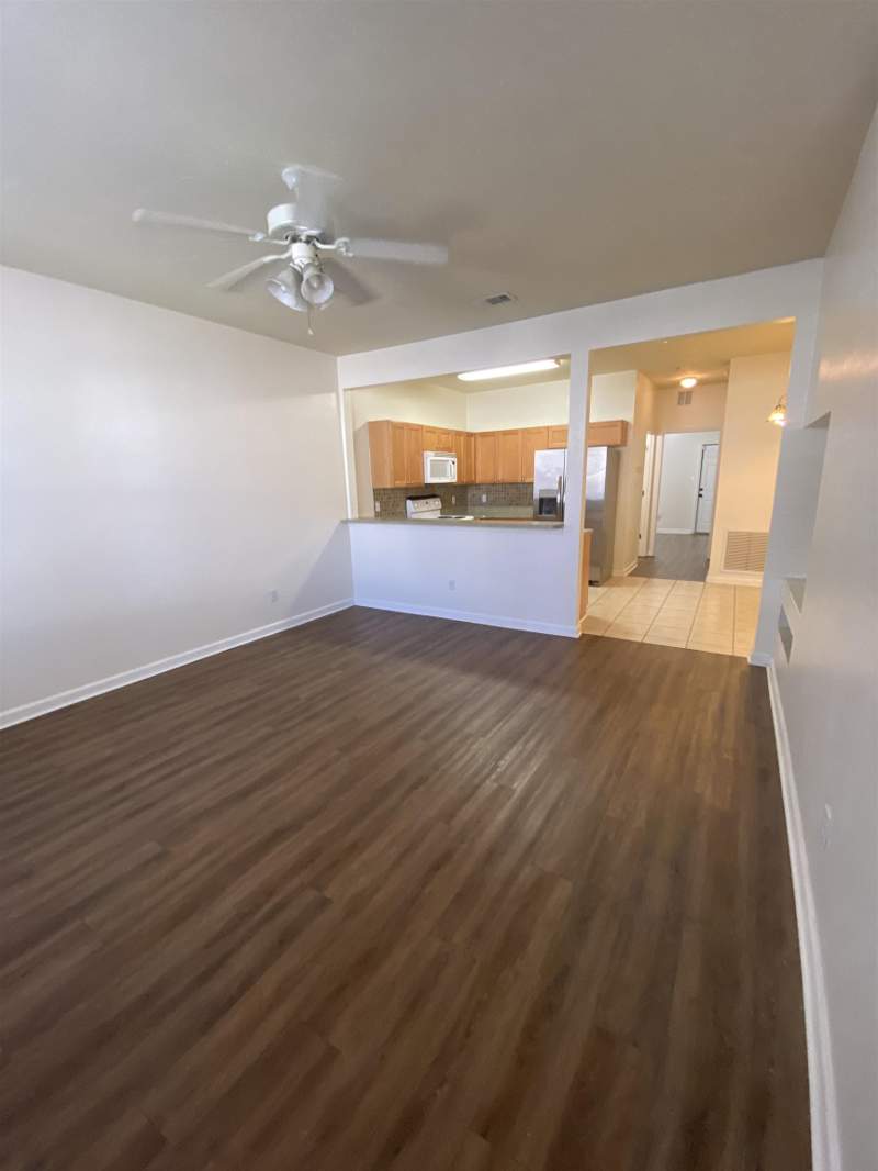 3 bedroom Condominium at 2014 Midyette Road, Brookwood Trace, Tallahassee — photo 2