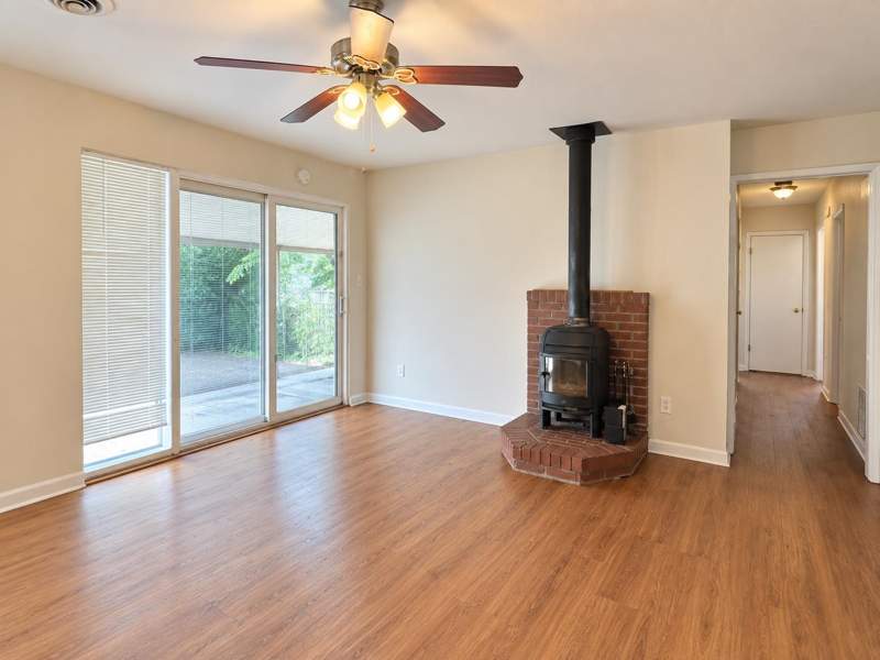 3 bedroom Detached at 314 Cardinal Court, Cardinal Court, Tallahassee — photo 2