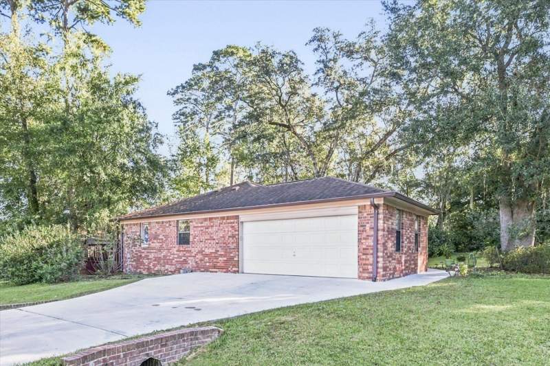 3 bedroom Detached at 2992 Cranbrooke Drive, Foxcroft, Tallahassee — photo 3