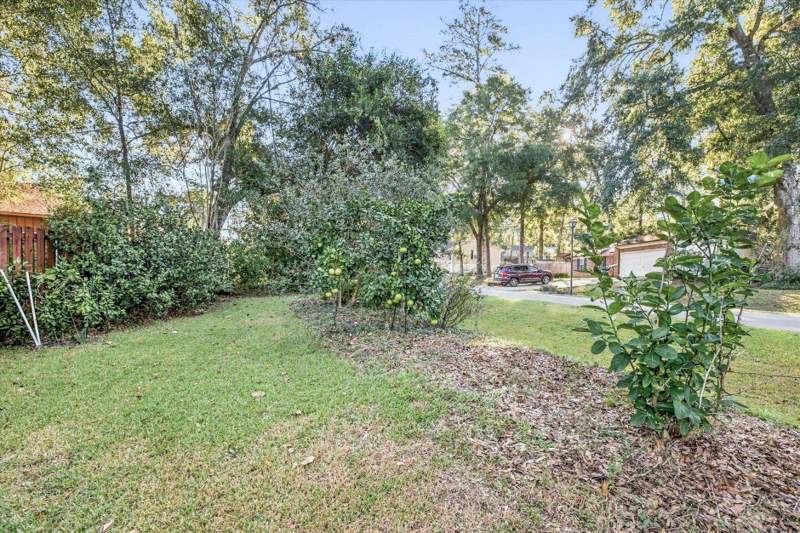 3 bedroom Detached at 2992 Cranbrooke Drive, Foxcroft, Tallahassee — photo 4