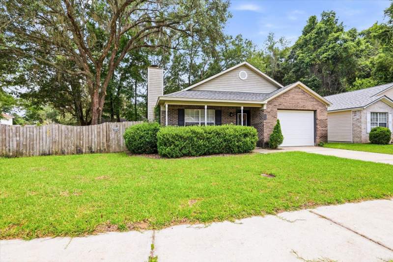 3 bedroom Detached at 4545 Wesley Drive, Westover, Tallahassee — photo 4