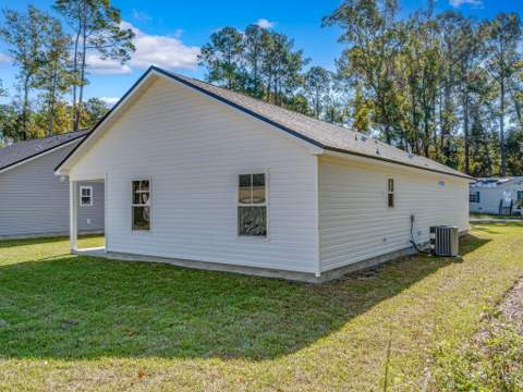 5 Winnebago Street, Crawfordville FL - photo 8 of 38