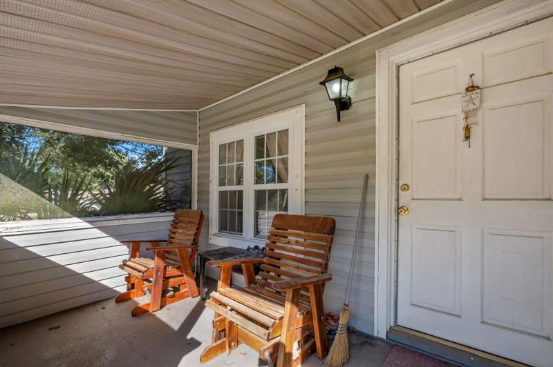 2 bedroom Detached at 308 NW 10Th Street, Picketts Add, Carrabelle — photo 4