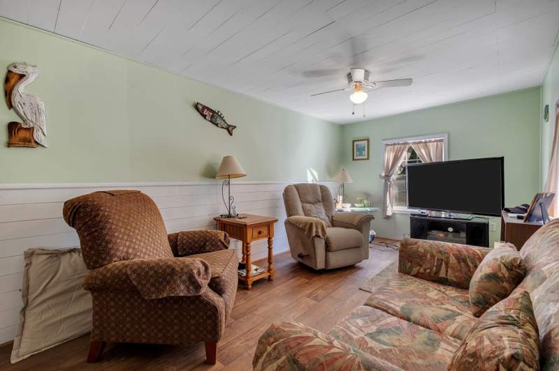 2 bedroom Detached at 308 NW 10Th Street, Picketts Add, Carrabelle — photo 5