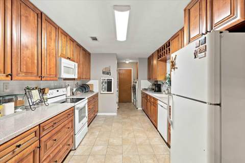 5025 Stoneler Road, Tallahassee FL - photo 11 of 28