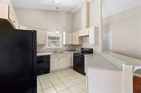 94 Homan Point Ave, Crawfordville FL - photo 16 of 39