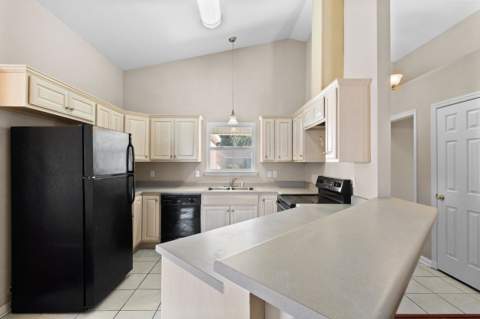 94 Homan Point Ave, Crawfordville FL - photo 17 of 39