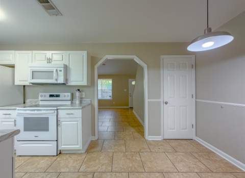 138 S Whetherbine Way, Tallahassee FL - photo 23 of 46