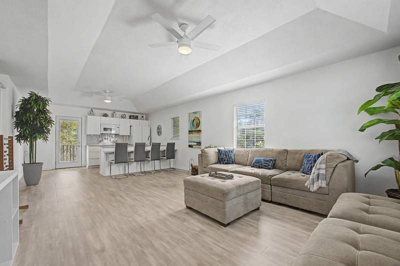 2 bedroom Detached at 231 Osceola Lane, Jefferson Heights, Monticello — photo 4
