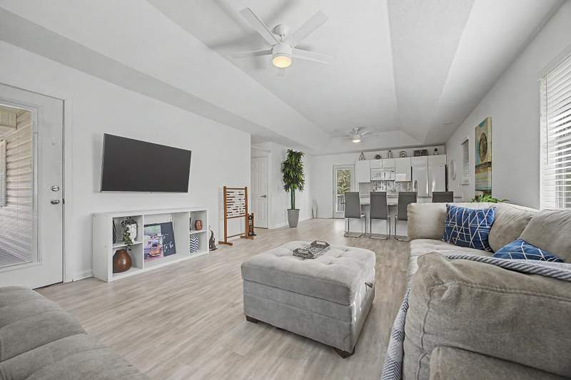 2 bedroom Detached at 231 Osceola Lane, Jefferson Heights, Monticello — photo 5