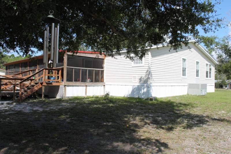 3 bedroom ManufacturedHome at 19789 S Jody Morgan Road, Deerwood at the Beach, Perry — photo 2