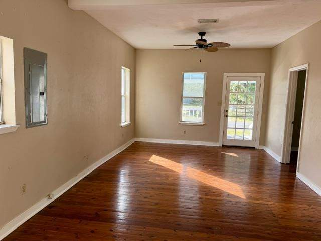 2 bedroom Detached at 65 Municipal Avenue, Sopchoppy West Side, Sopchoppy — photo 3