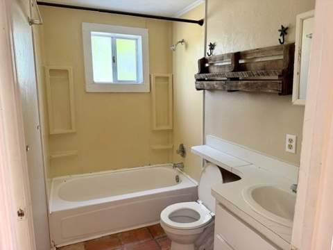 65 Municipal Avenue, Sopchoppy FL - photo 8 of 10