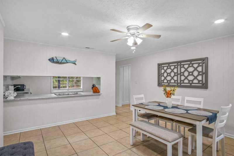3 bedroom Detached at 330 Mashes Sands Road, Ochlocknee Shores, Panacea — photo 4