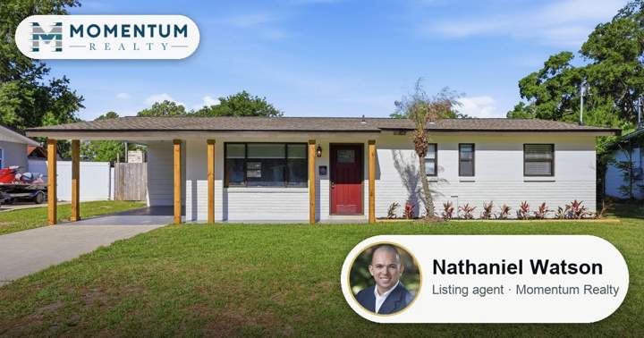 2904 E Loran Drive