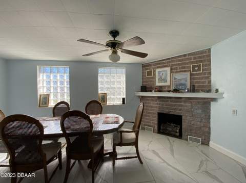 910 Lake Avenue, Edgewater FL - photo 7 of 23