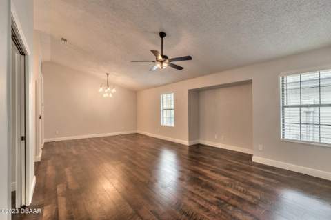 6236 Klondike Drive, Port Orange FL - photo 11 of 30