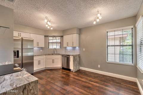 6236 Klondike Drive, Port Orange FL - photo 13 of 30