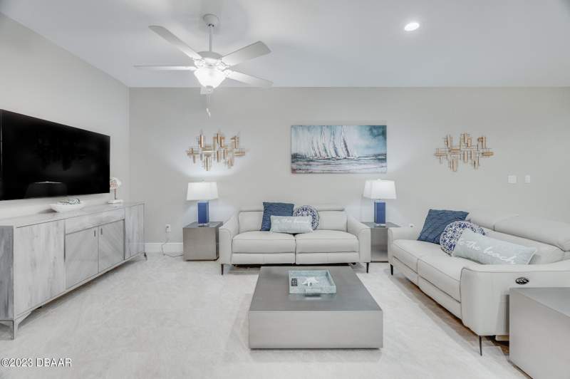 3 bedroom Single Family Residence at 116 Oceans Circle, Oceans 25 Condo, Daytona Beach Shores — photo 5