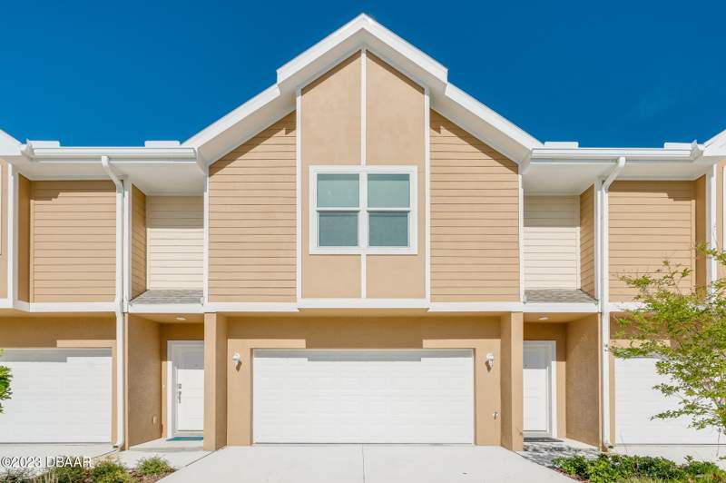 3 bedroom Single Family Residence at 117 Oceans Circle, Oceans 25 Condo, Daytona Beach Shores — photo 2