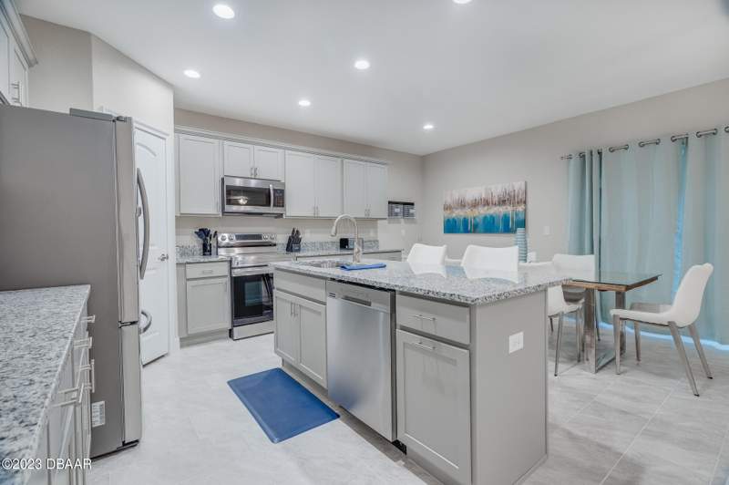 3 bedroom Single Family Residence at 117 Oceans Circle, Oceans 25 Condo, Daytona Beach Shores — photo 5