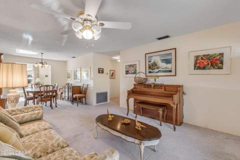 535 S Peninsula Avenue, New Smyrna Beach FL - photo 7 of 71