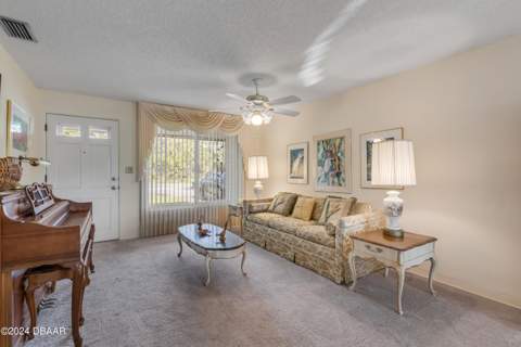 535 S Peninsula Avenue, New Smyrna Beach FL - photo 8 of 71