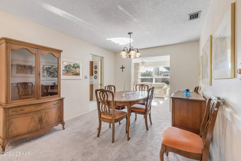 2 bedroom Single Family Residence at 535 S Peninsula Avenue, Detwilers, New Smyrna Beach — photo 3