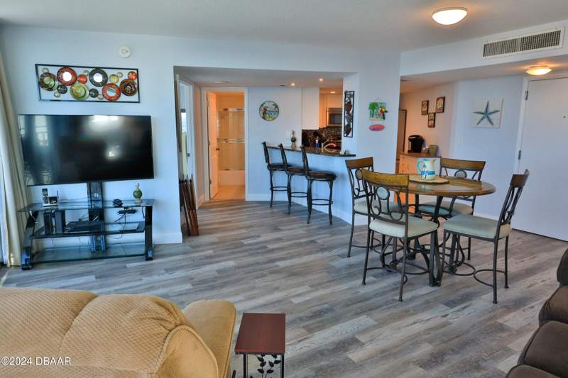 2 bedroom Condominium at 2625 S Atlantic Avenue #25NW, Peck Plaza Condo, Daytona Beach Shores — photo 4