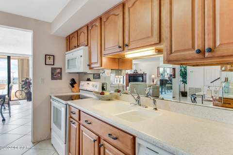 901 S Atlantic Avenue #102, Ormond Beach FL - photo 20 of 46