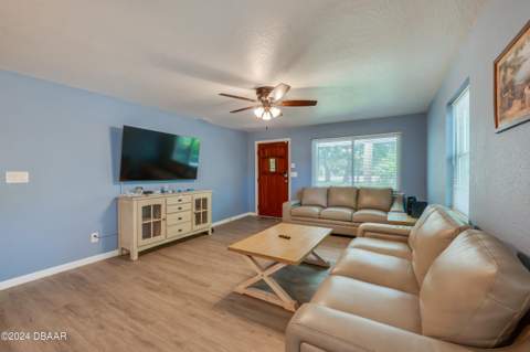 112 Center Street, Daytona Beach FL - photo 6 of 27