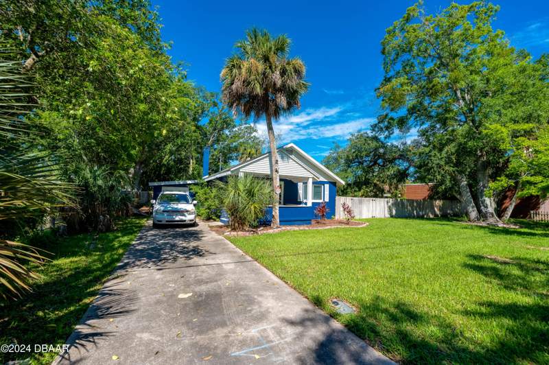 4 bedroom Single Family Residence at 112 Center Street, Daytona Beach, Daytona Beach — photo 2