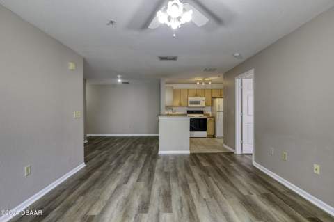 940 Village Trail #2-207, Port Orange FL - photo 24 of 51