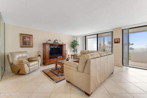 901 S Atlantic Avenue #102, Ormond Beach FL - photo 9 of 46