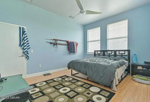 830 S Peninsula Drive, Daytona Beach FL - photo 6 of 9