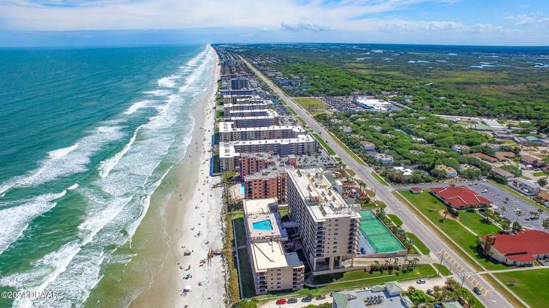 3 bedroom Condominium at 4139 S Atlantic Avenue #A406, Moontide Condo, New Smyrna Beach — photo 2