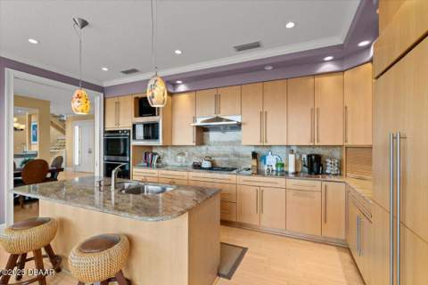 2806 Bay Vista Court, New Smyrna Beach FL - photo 13 of 97