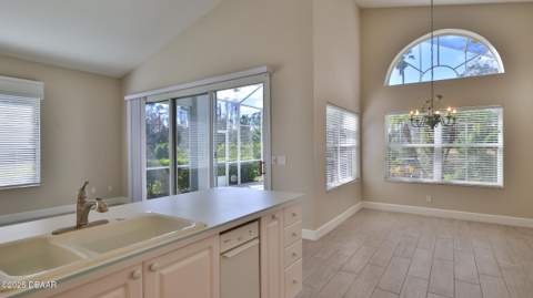 51 Bay Pointe Drive, Ormond Beach FL - photo 11 of 39