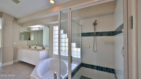 51 Bay Pointe Drive, Ormond Beach FL - photo 17 of 39