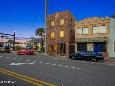 307 S Palmetto Avenue, Daytona Beach FL - photo 7 of 72