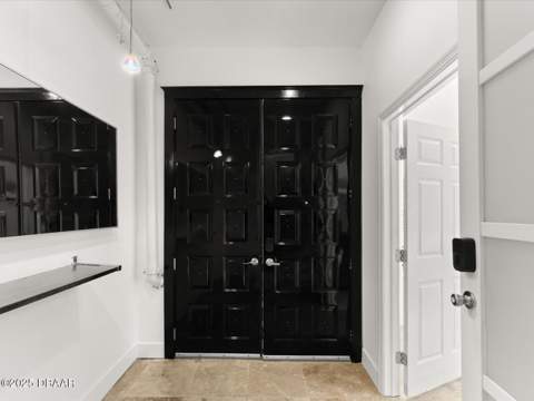 307 S Palmetto Avenue, Daytona Beach FL - photo 12 of 72