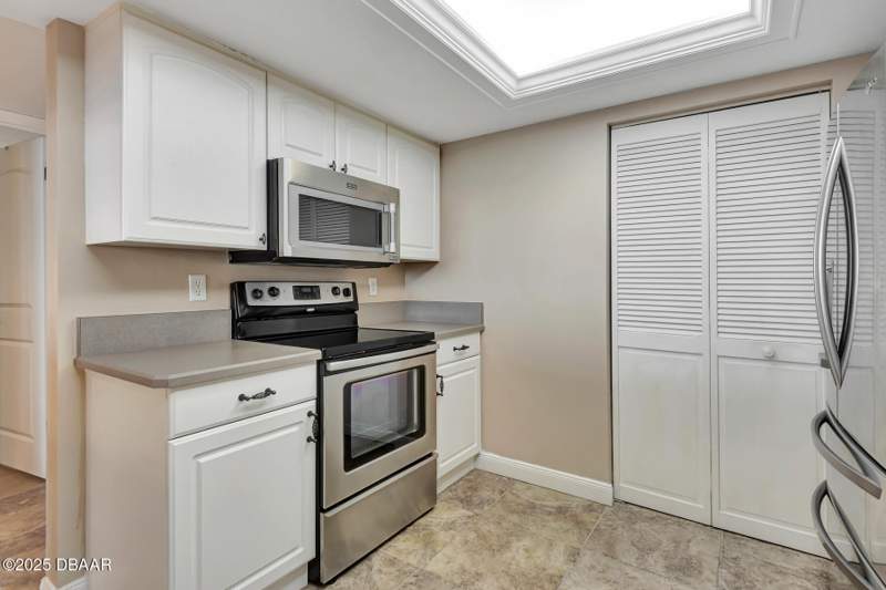 2 bedroom Condominium at 2425 S Atlantic Avenue #1202B, Caribbean Condo, Daytona Beach — photo 5